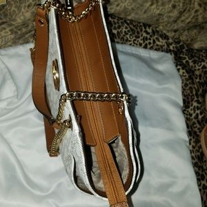 Micheal Kors medium purse and wallet